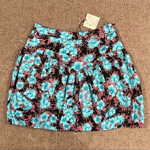 Zara Ruffle Bermuda Skirt - Picture 1 of 8